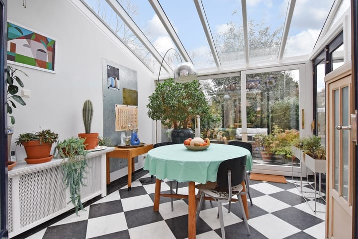 Photo 3 of Vrijburgstraat 1