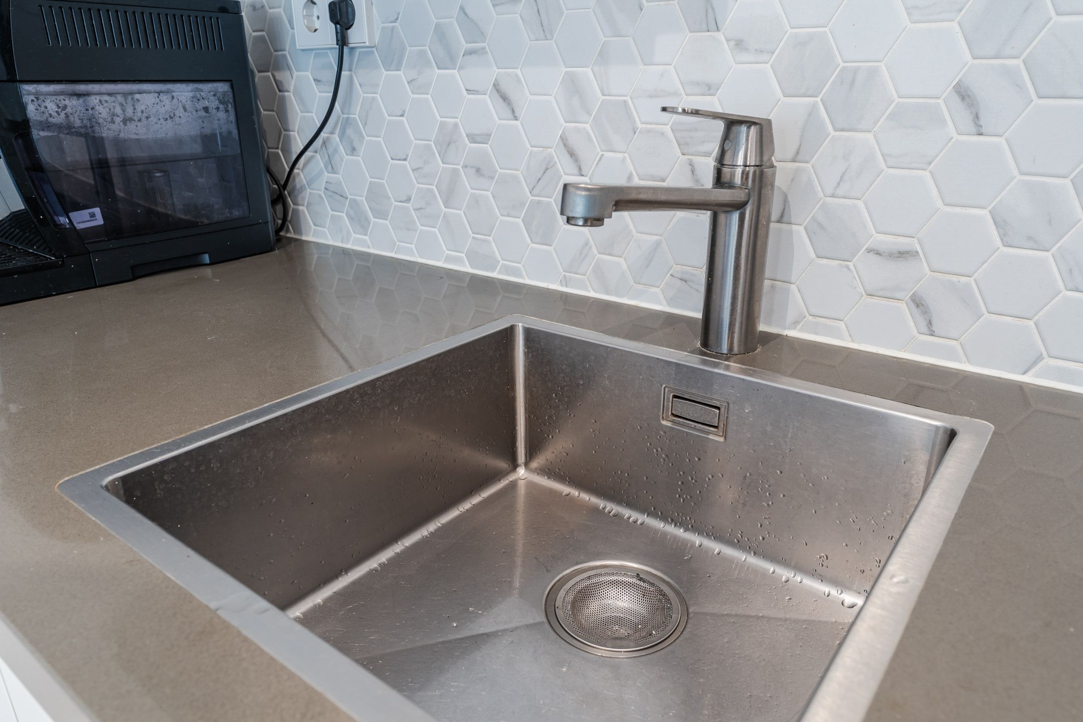 Foto 24 van Faas Wilkesstraat 333