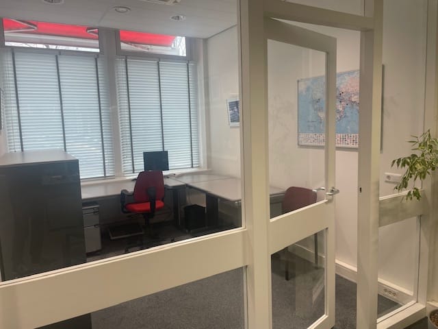 View photo 3 of Zandvoortselaan 74