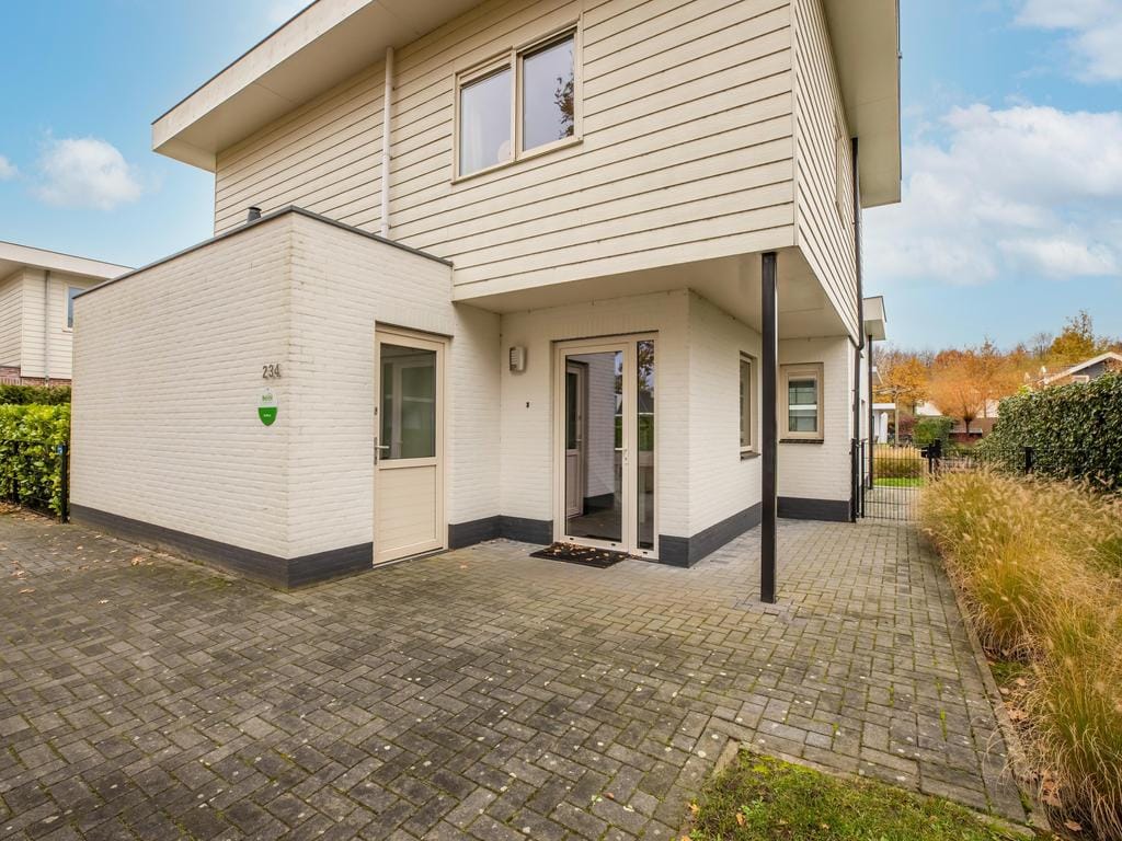 3-bedroom freehold villa in Zeewolde — photo 3 of 5