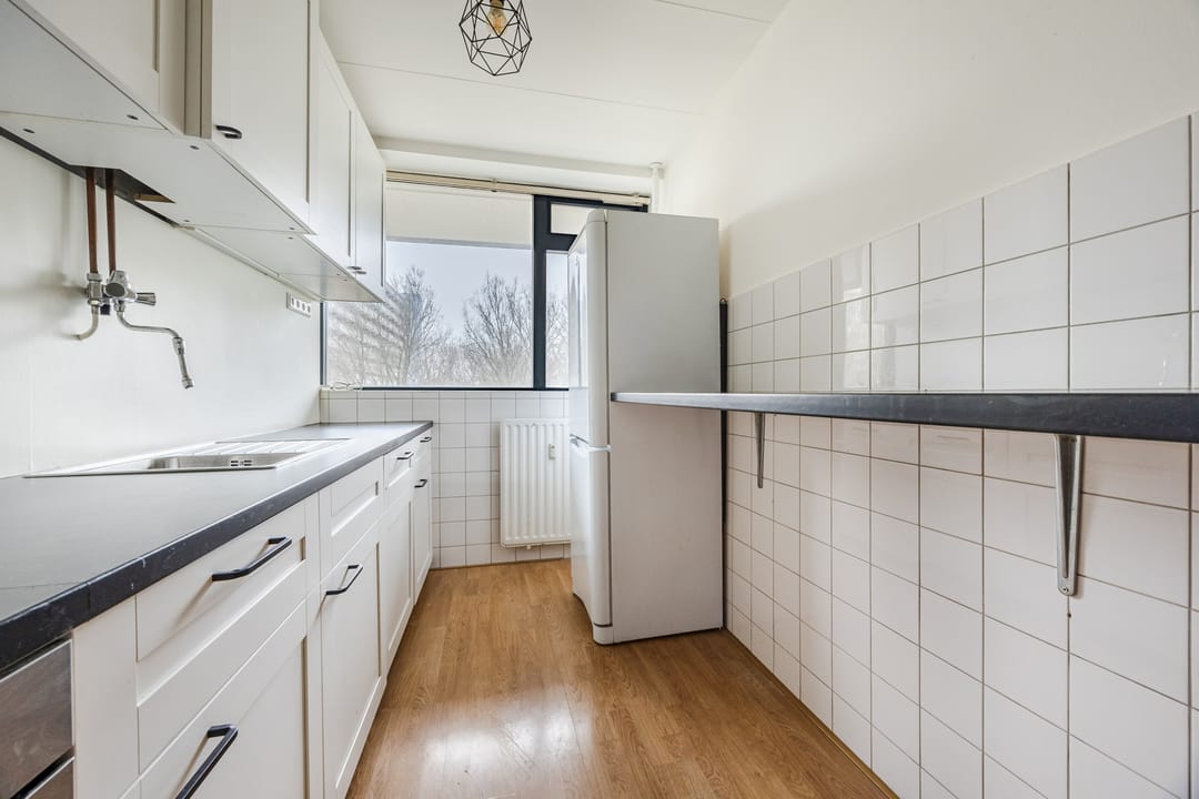 Photo 16 of Heiloostraat 345