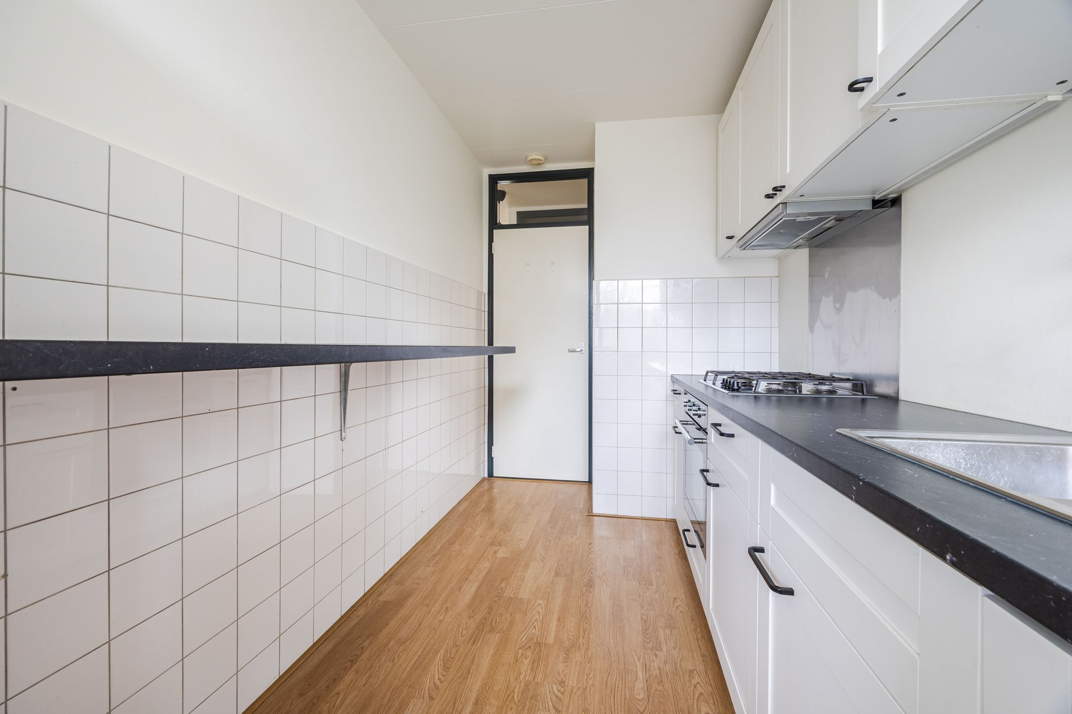 Photo 18 of Heiloostraat 345