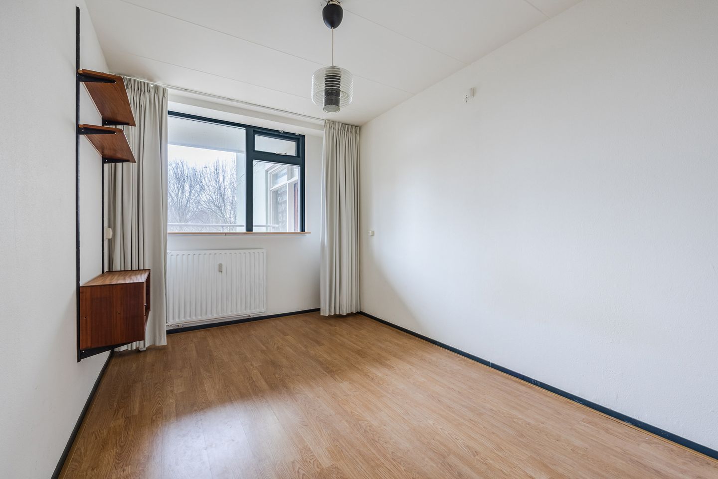 Photo 20 of Heiloostraat 345