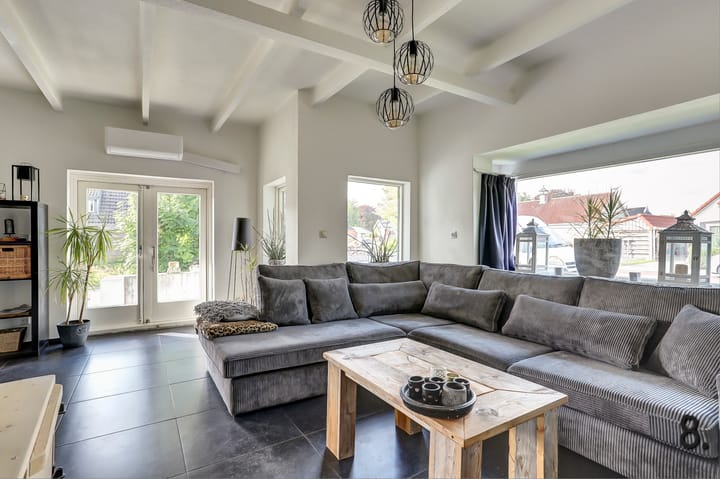 Vrijstaande woning te koop: provincialeweg 74, Kornhorn