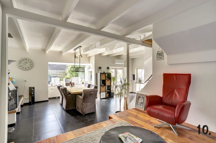 Vrijstaande woning te koop: provincialeweg 74, Kornhorn
