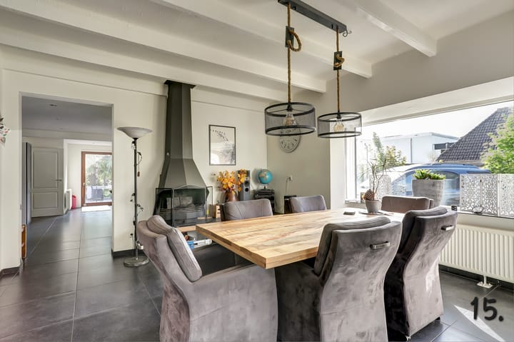 Vrijstaande woning te koop: provincialeweg 74, Kornhorn