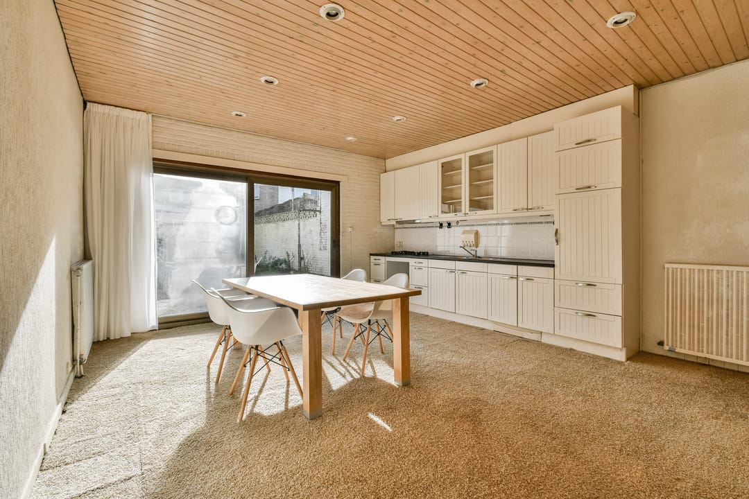 Photo 8 of Helmersstraat 12