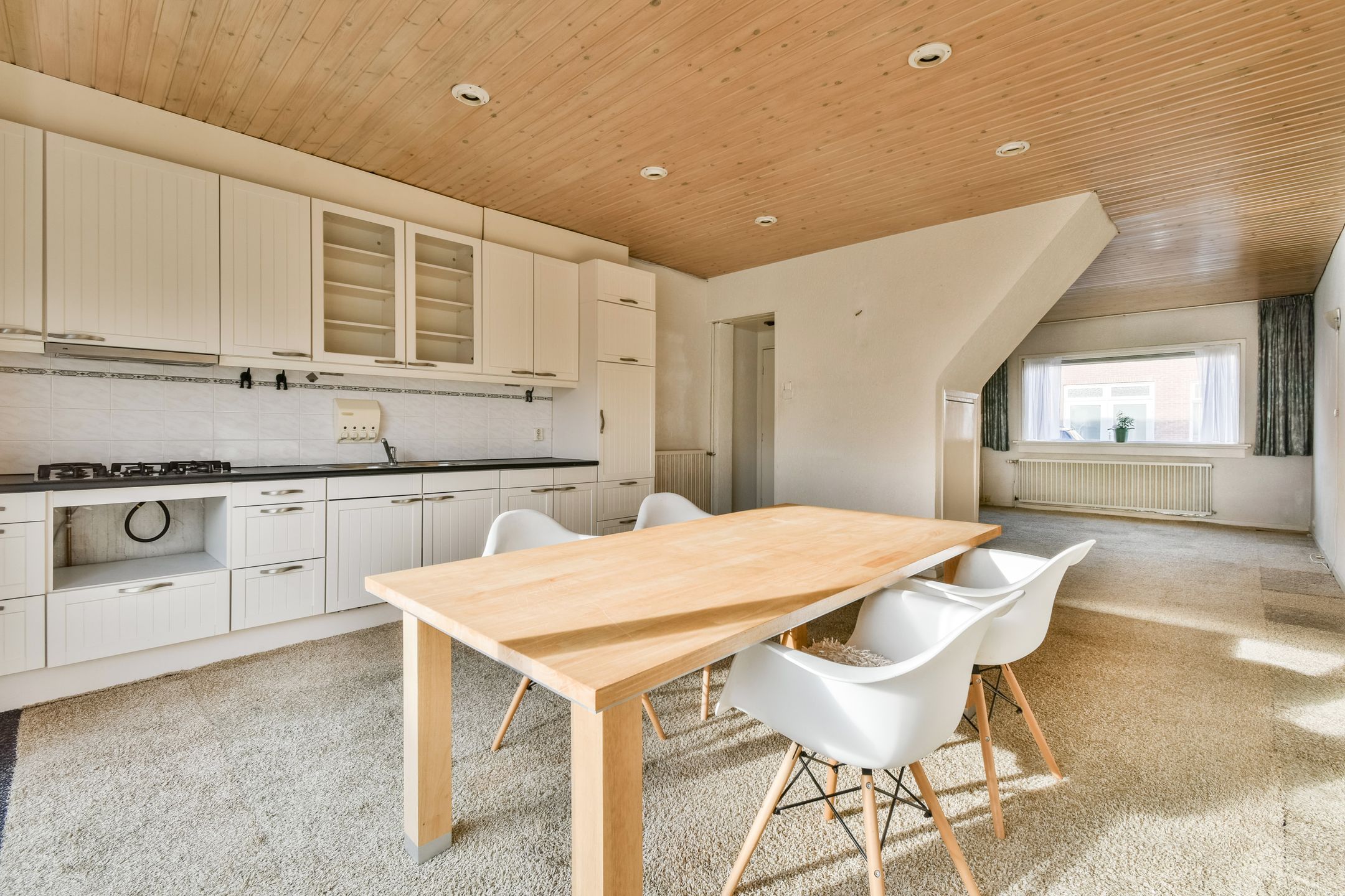 Photo 9 of Helmersstraat 12