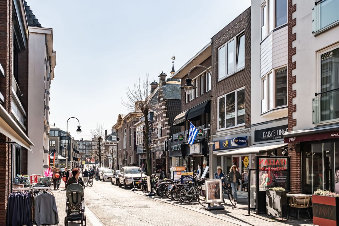 Photo 26 of Helmersstraat 12