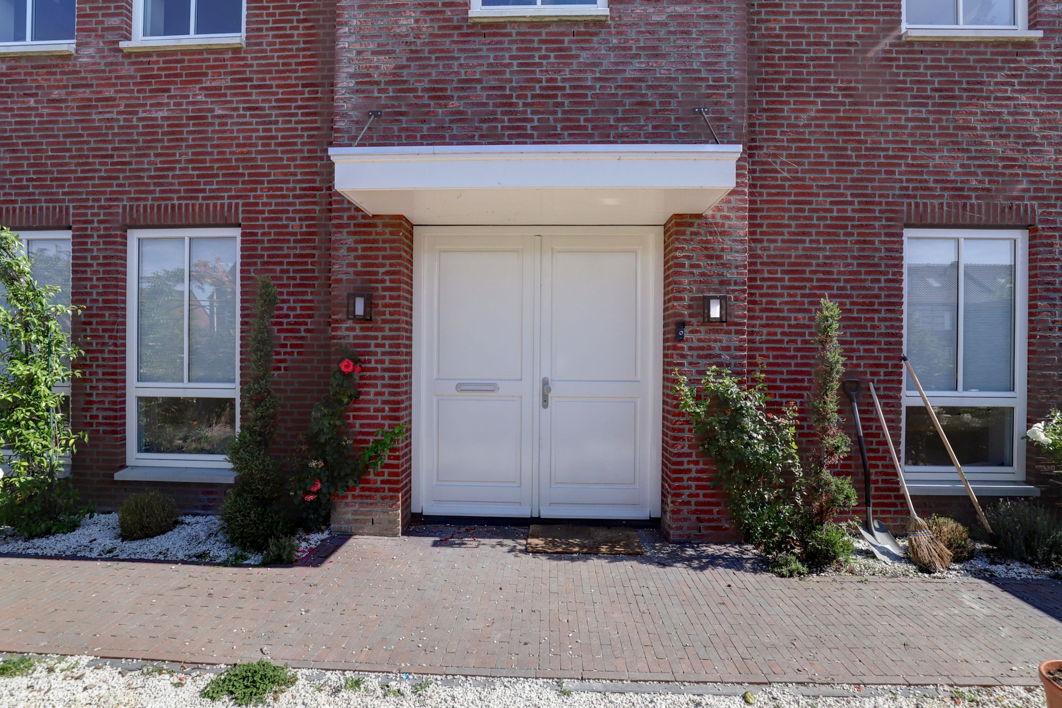 Foto 12 van Versailles 42