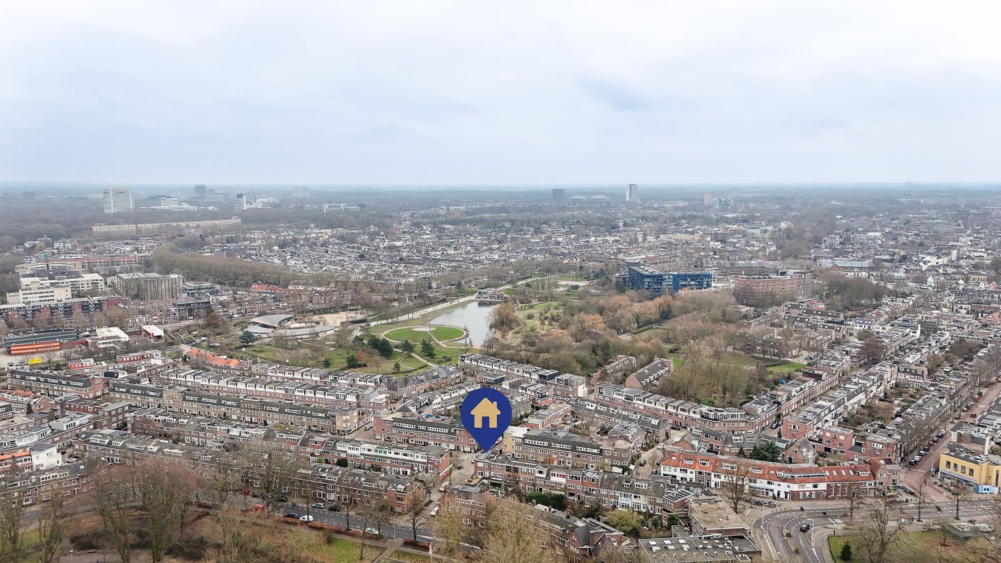 Photo 34 of Pieter Nieuwlandstraat 24