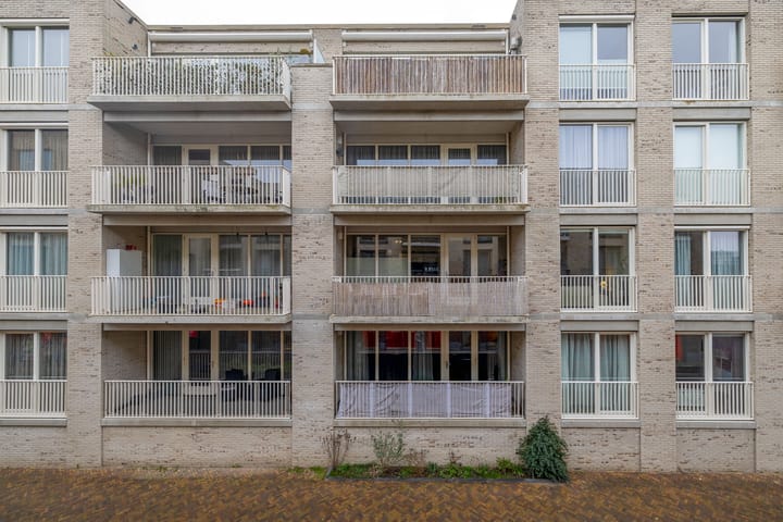 Foto 38 van Ella Fitzgeraldplein 56