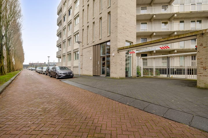 Foto 40 van Ella Fitzgeraldplein 56