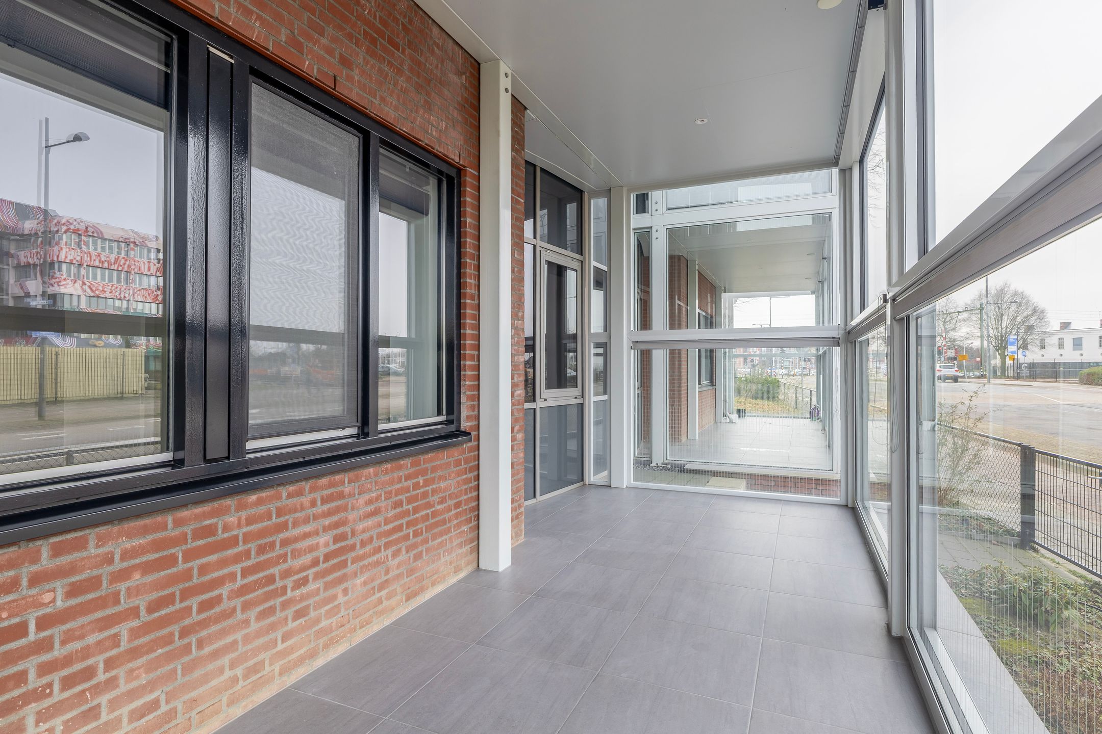 Foto 6 van Binnen Parallelweg 12