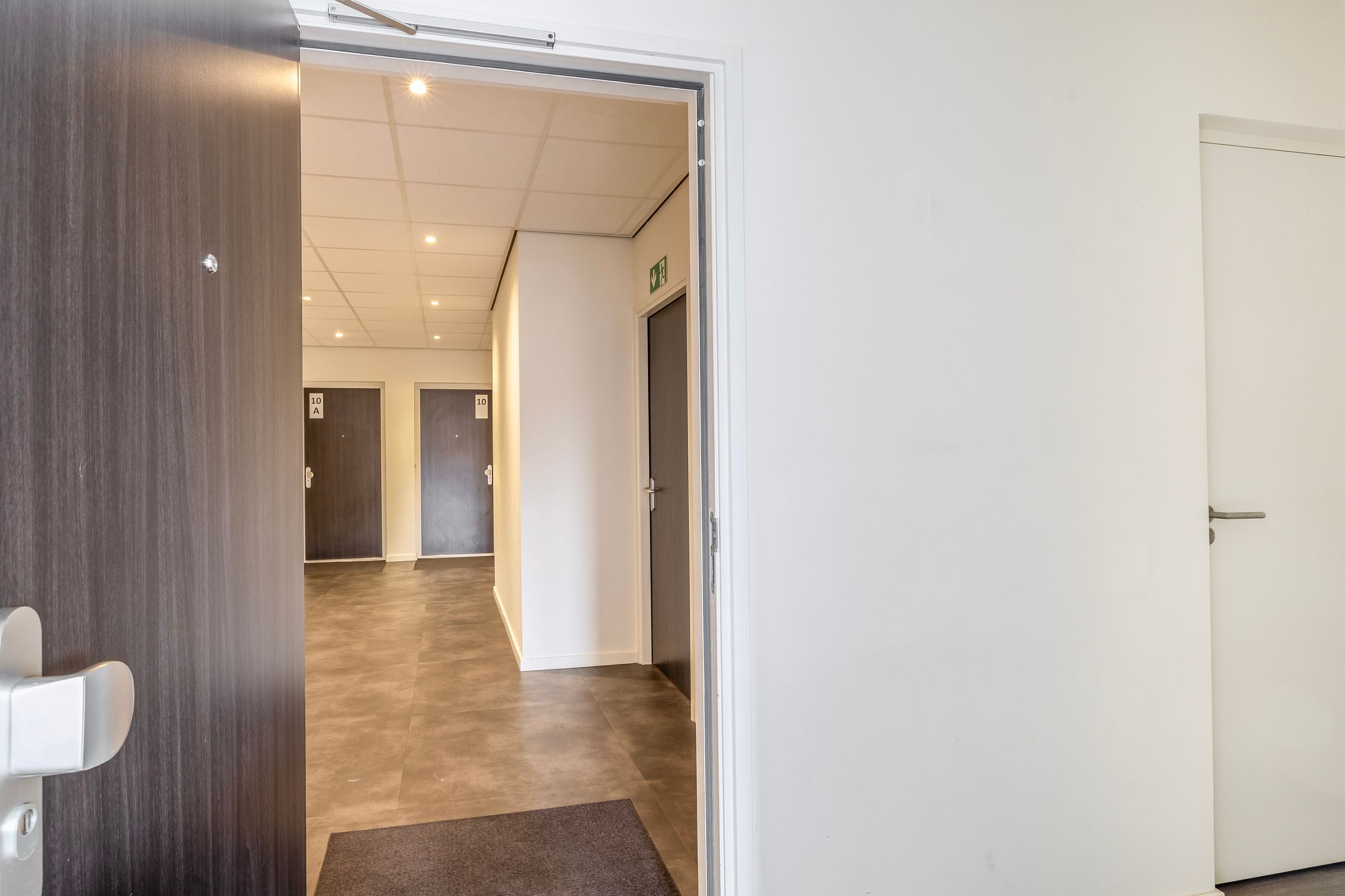 Foto 18 van Binnen Parallelweg 12