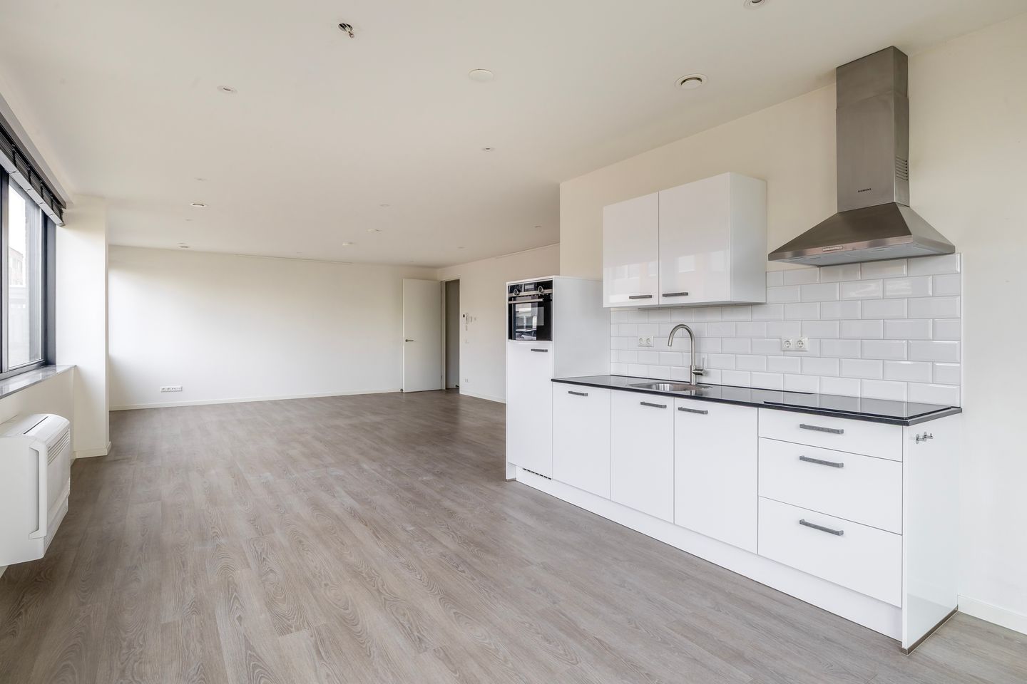 Foto 29 van Binnen Parallelweg 12