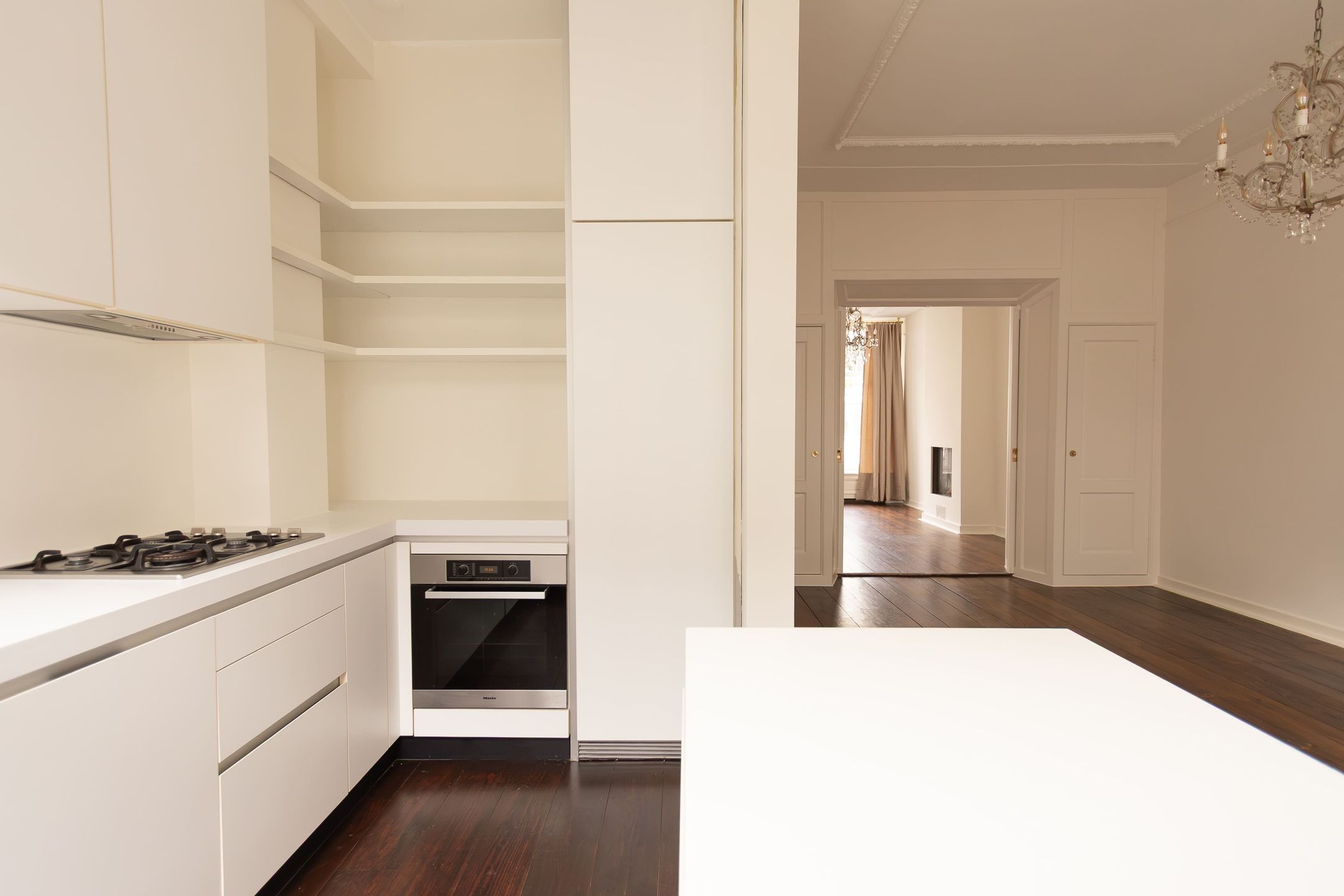 Photo 12 of Van Eeghenlaan 17-H