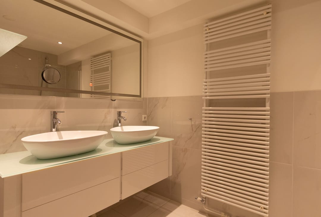 Photo 26 of Van Eeghenlaan 17-H