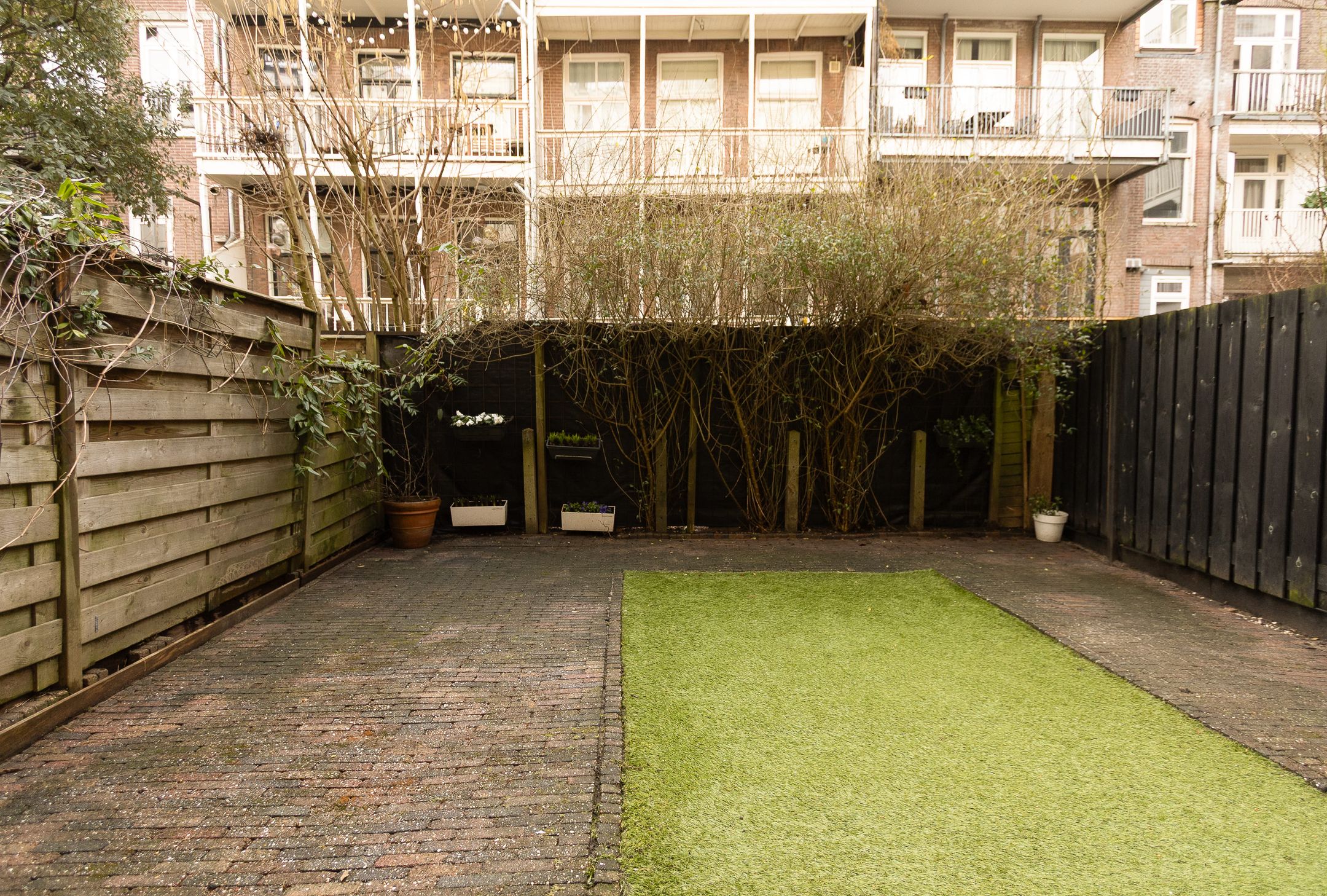 Photo 30 of Van Eeghenlaan 17-H