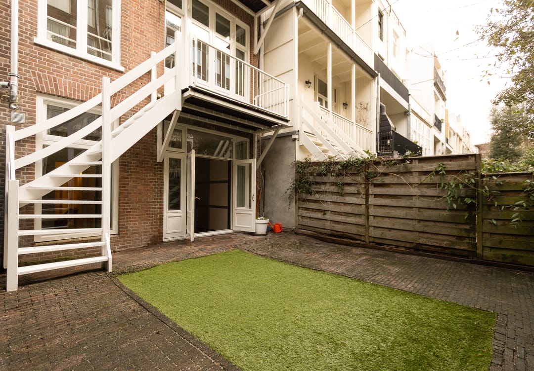 Photo 31 of Van Eeghenlaan 17-H