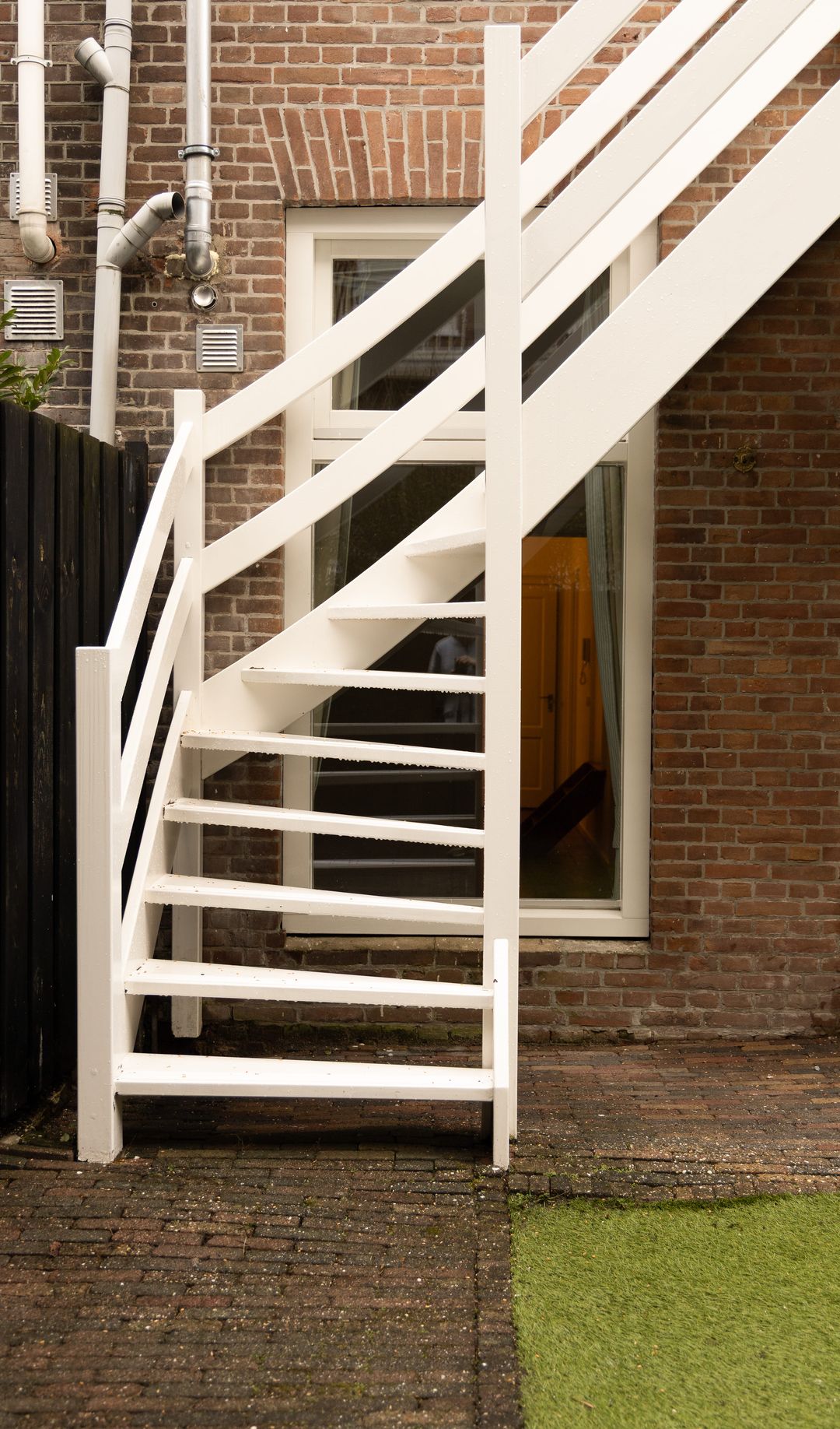 Photo 32 of Van Eeghenlaan 17-H