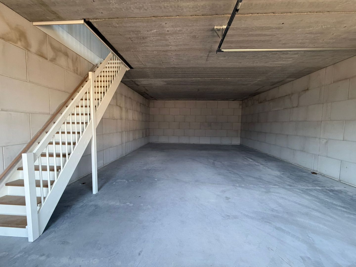 View photo 2 of Weerdskampweg 27