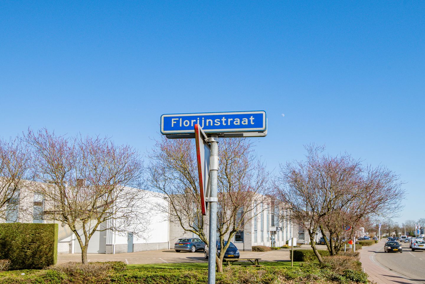 View photo 3 of Florijnstraat 20