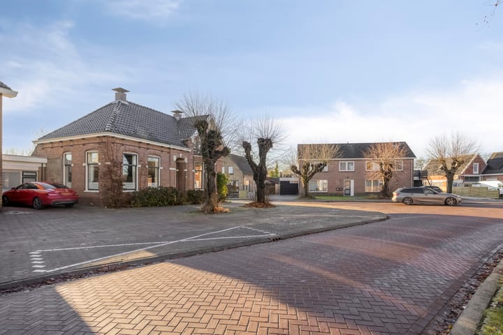 Foto 60 van J.P. Santeeweg 27