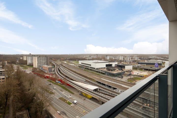 Foto 36 van Stationsplein 6-M9