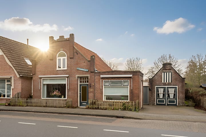 Dorpsstraat 184