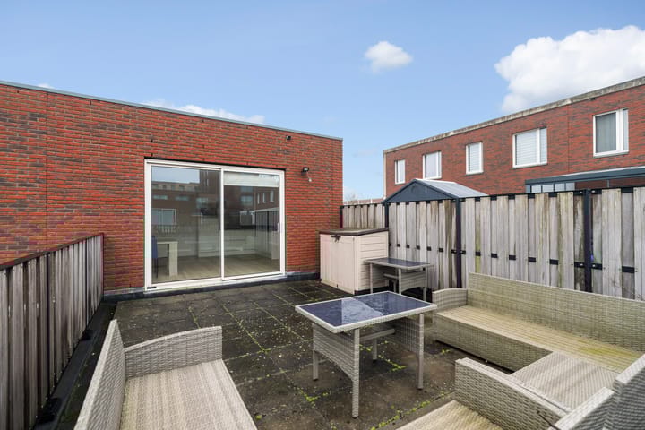 Photo 3 of Nijeveenstraat 26