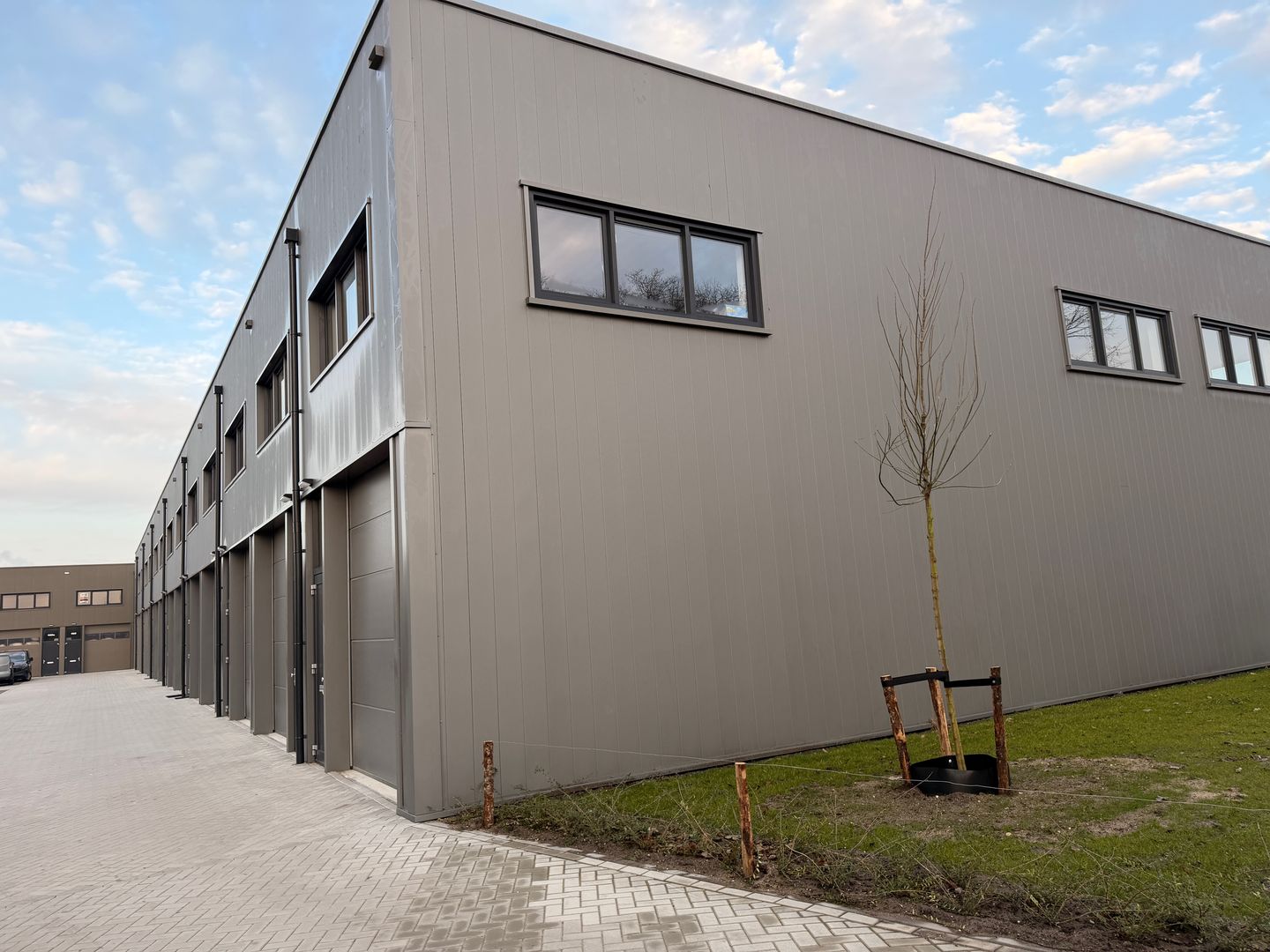 View photo 2 of Weurtseweg 428