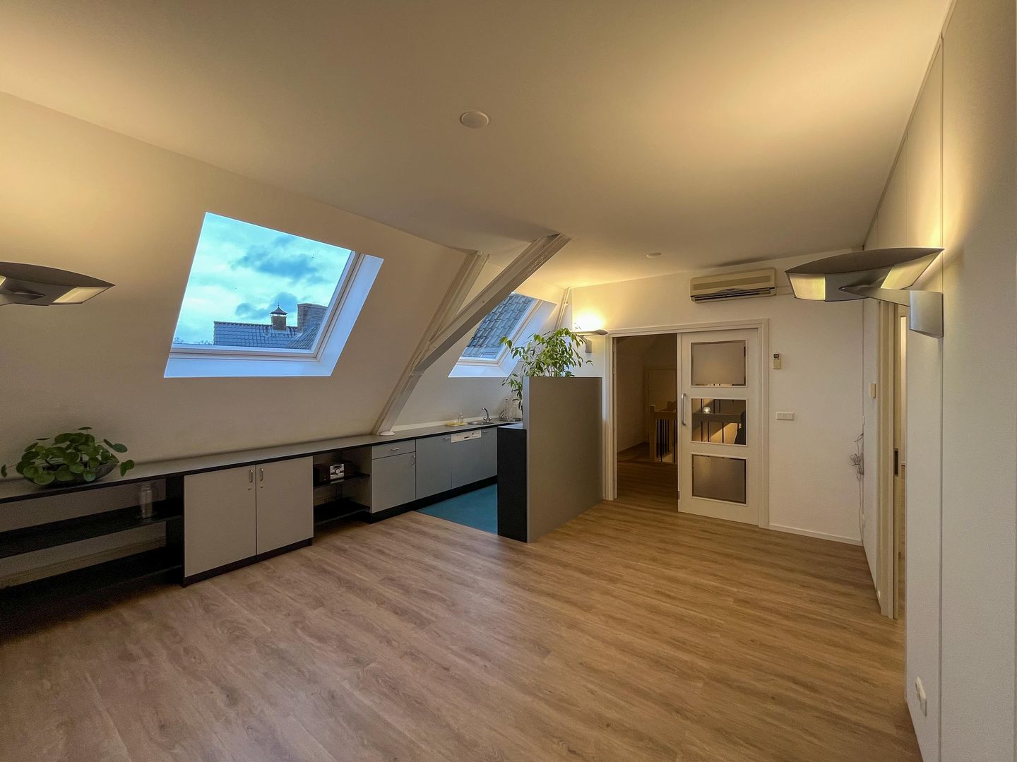 Bekijk foto 5 van Luxoolseweg 2