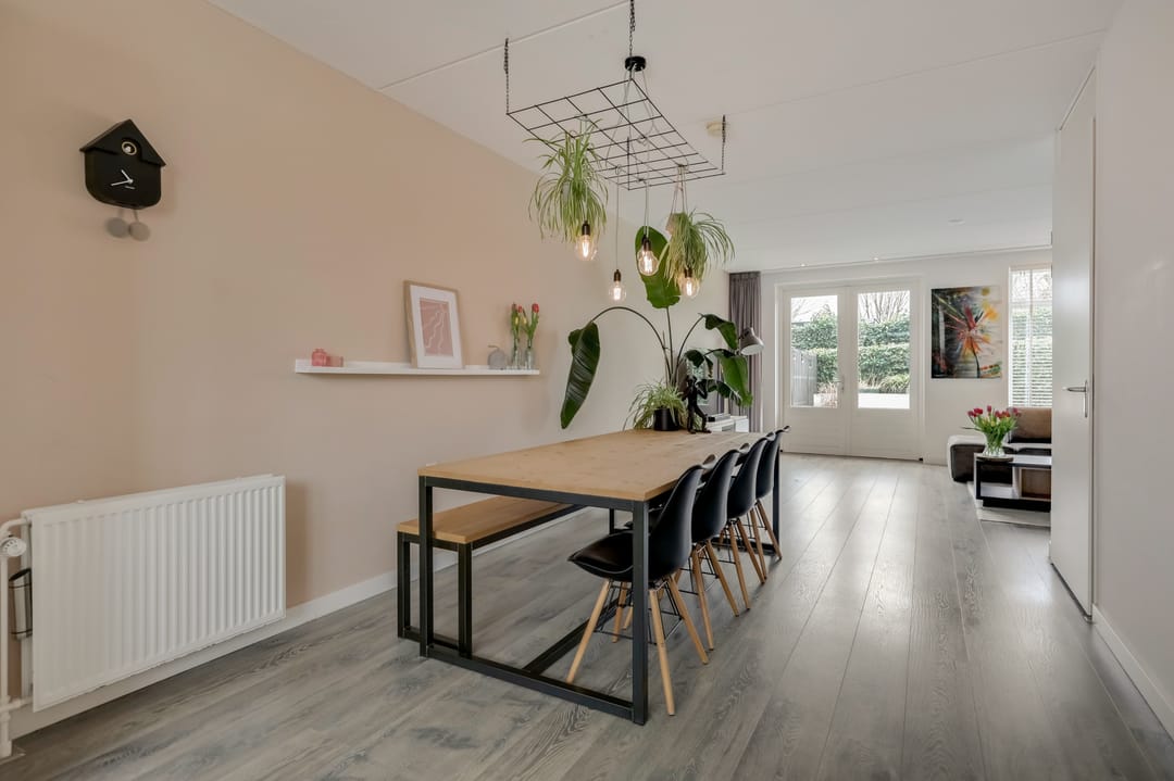 Foto 16 van Herman van Velzenstraat 47