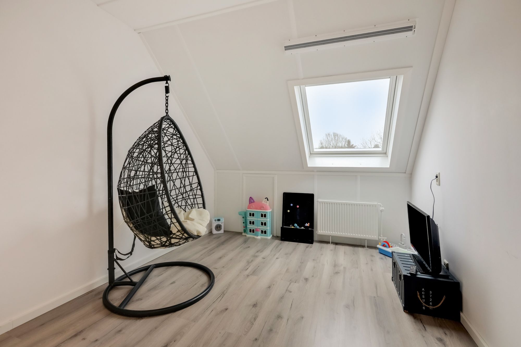 Foto 33 van Herman van Velzenstraat 47