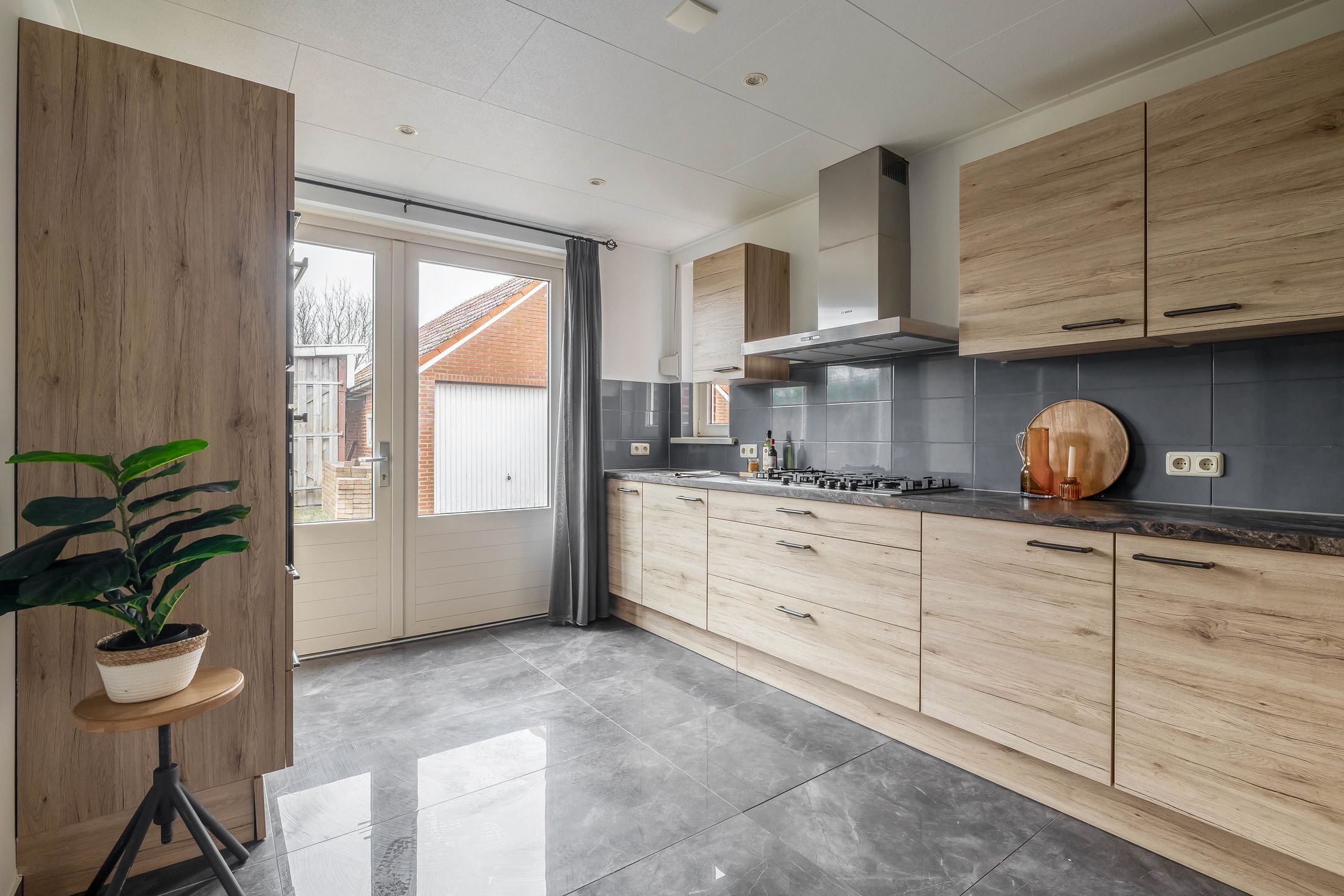 Foto 21 van Parallelweg 23