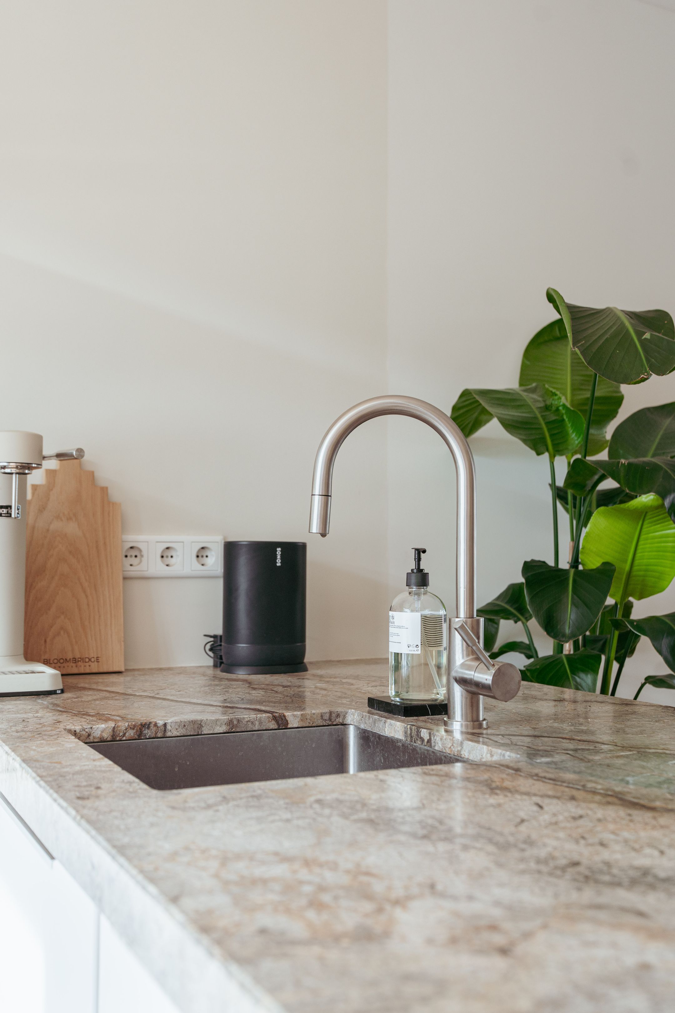 Photo 15 of Ruyschstraat 96-2