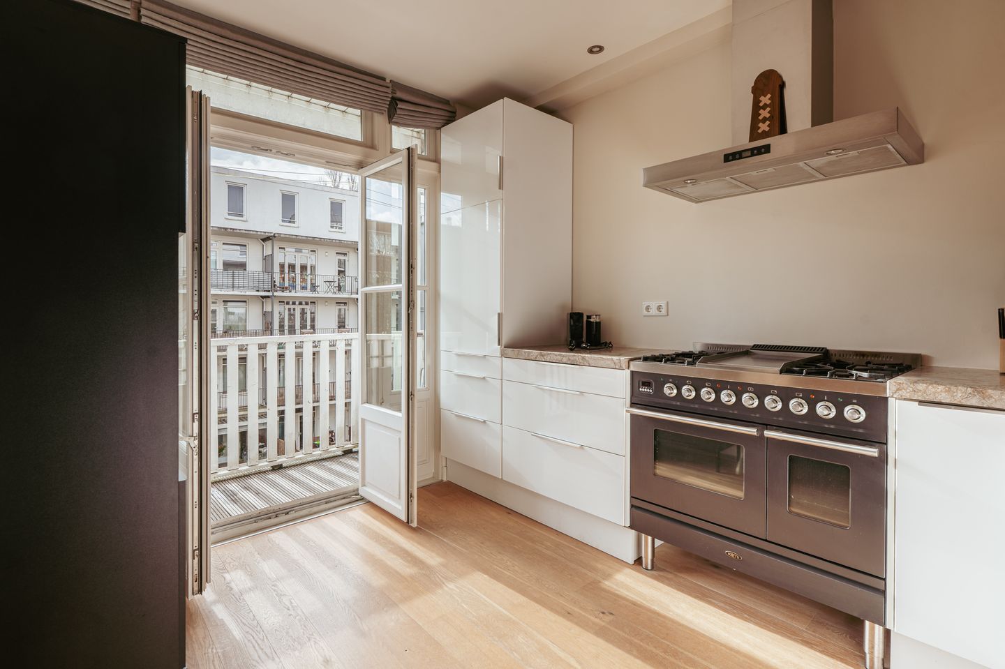 Photo 19 of Ruyschstraat 96-2