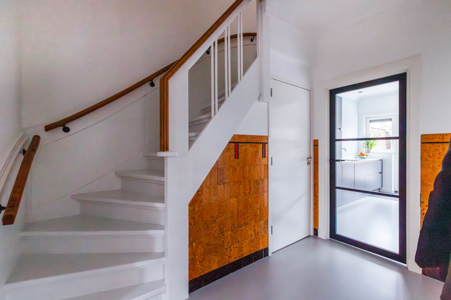 Foto 25 van Burgemeester Tenkinkstraat 24