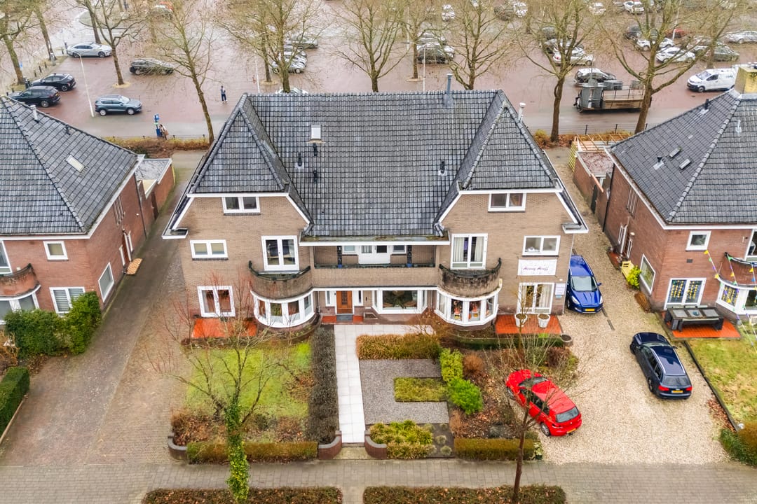 Foto 41 van Burgemeester Tenkinkstraat 24