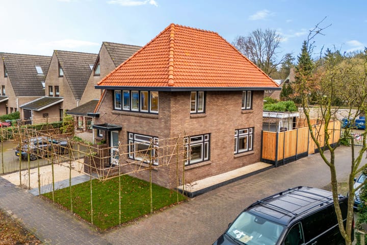 Burgemeester Tijmesstraat 4