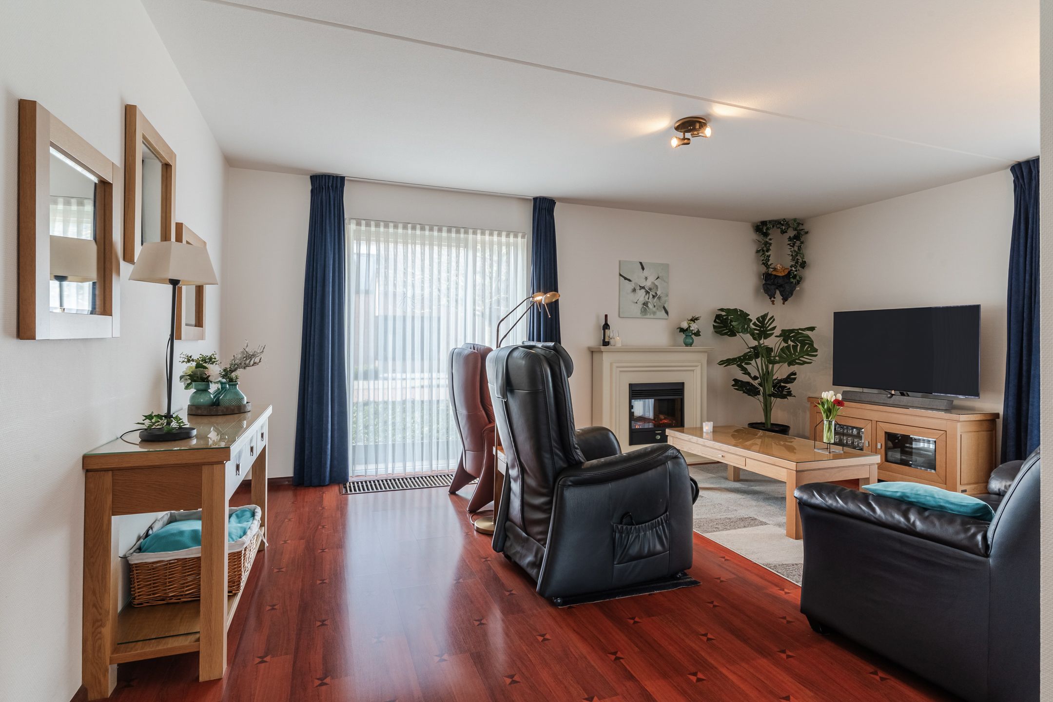 Foto 9 van Morel 167