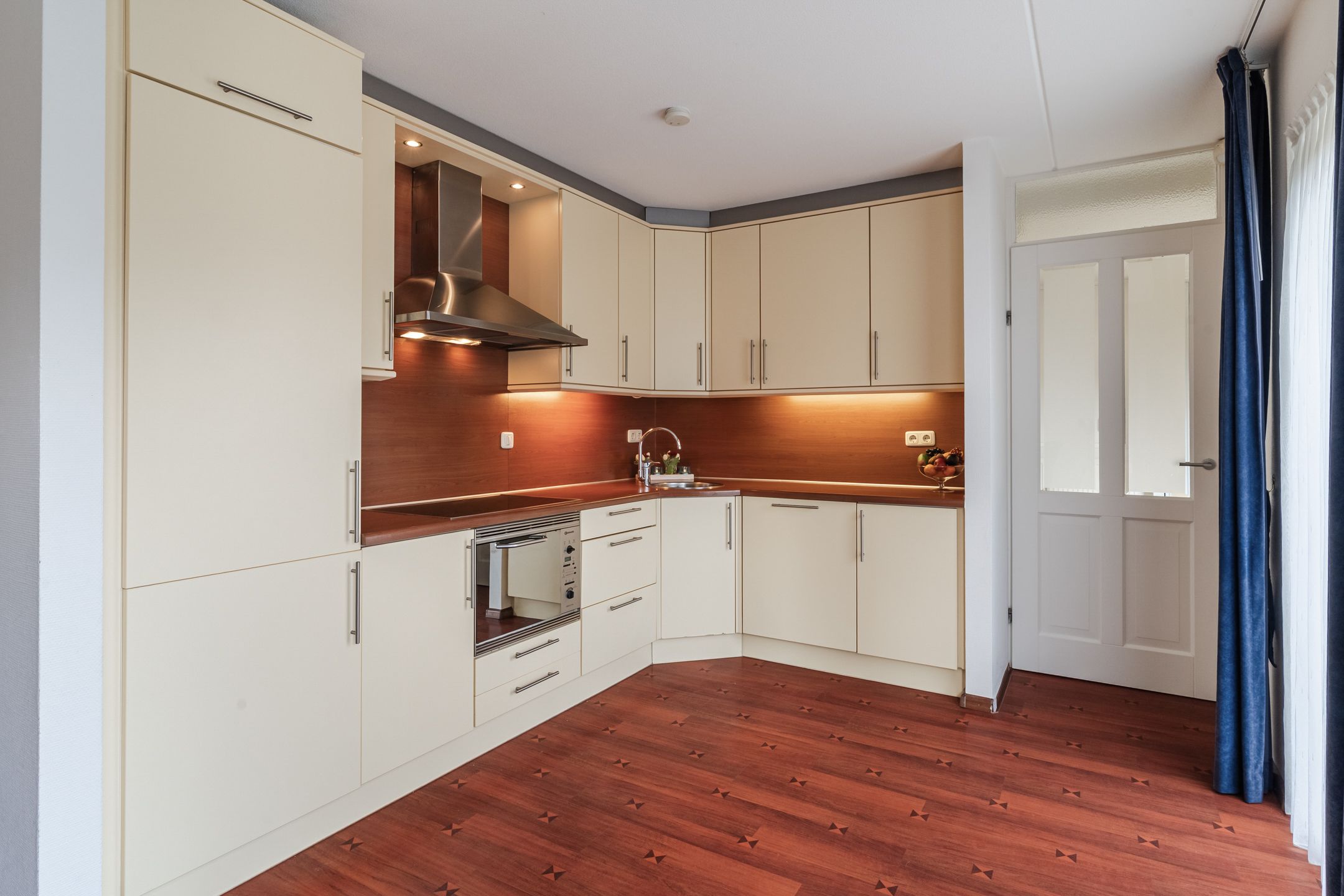 Foto 18 van Morel 167