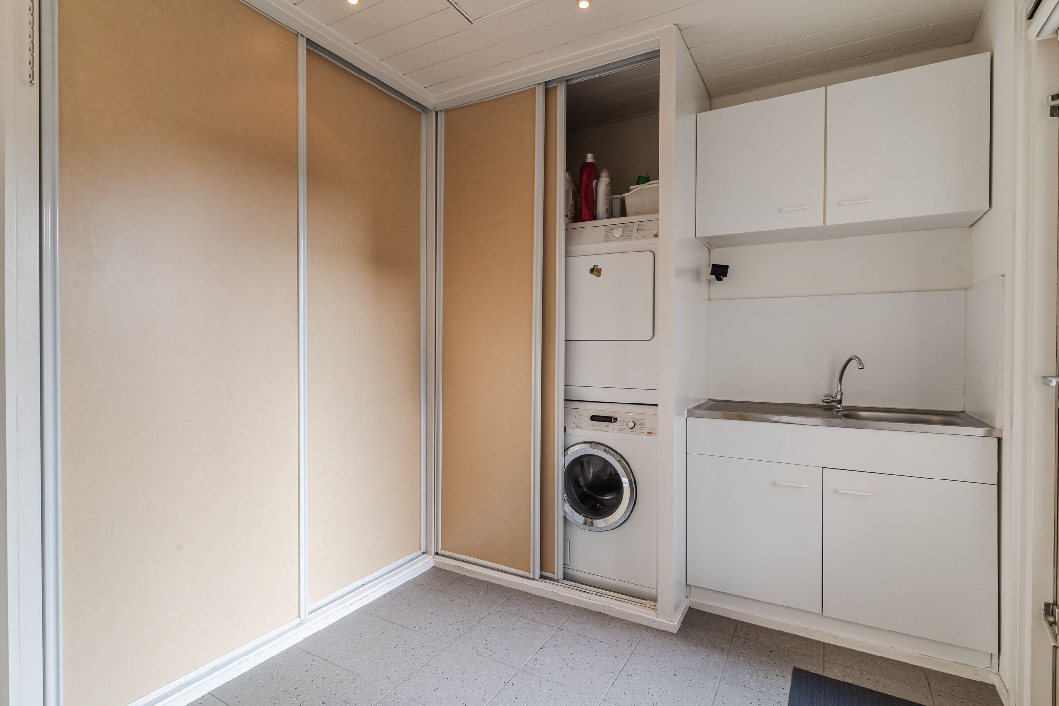 Foto 24 van Morel 167