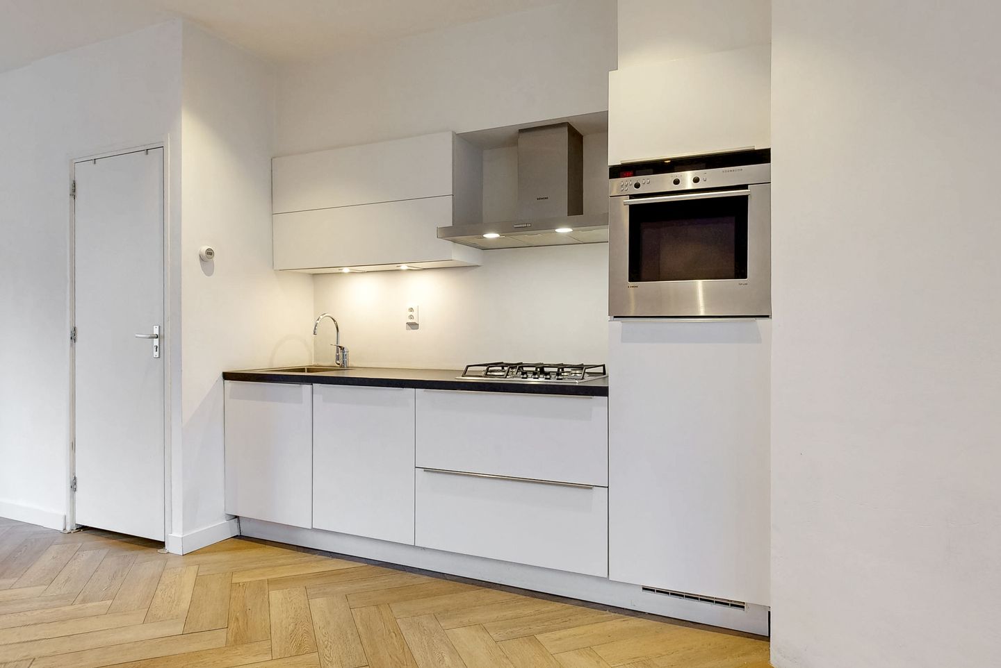 Foto 10 van Voorstraat 30