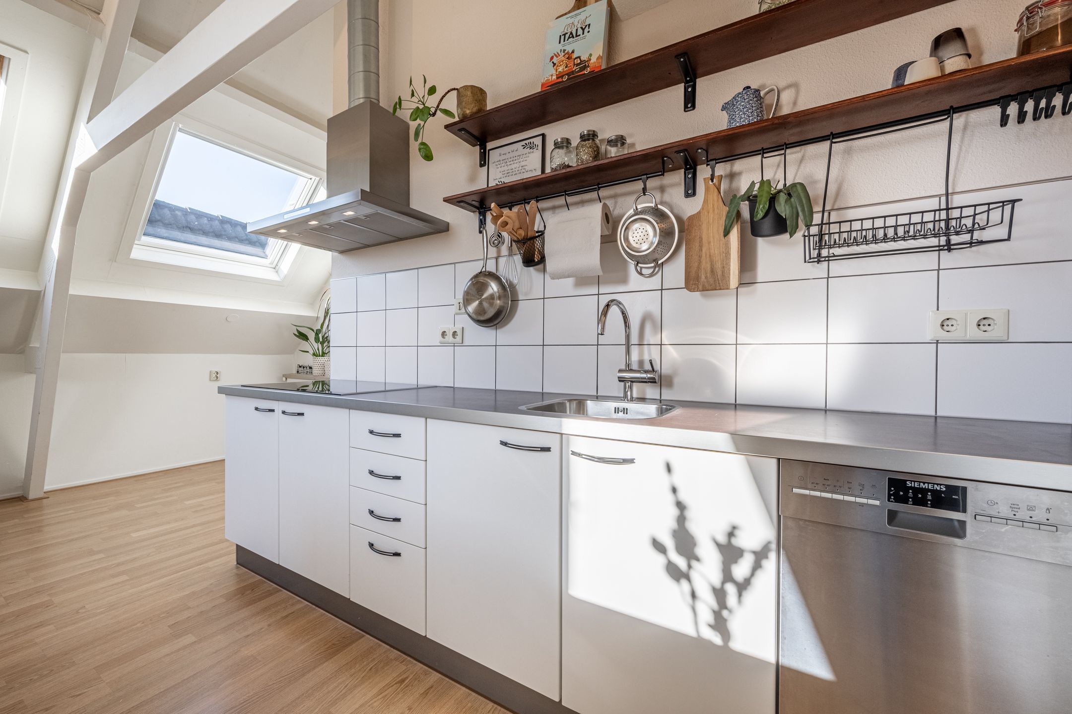 Foto 12 van Burgemeester Hoffmanplein 3-E