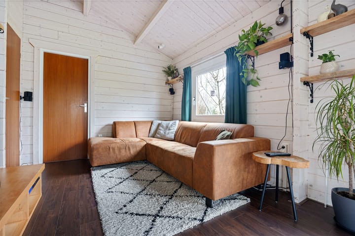 Foto 2 van Veldhuisweg 1-66