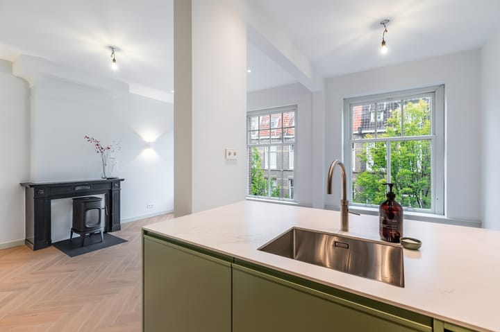 Photo 5 of Nicolaas Maesstraat 99-3