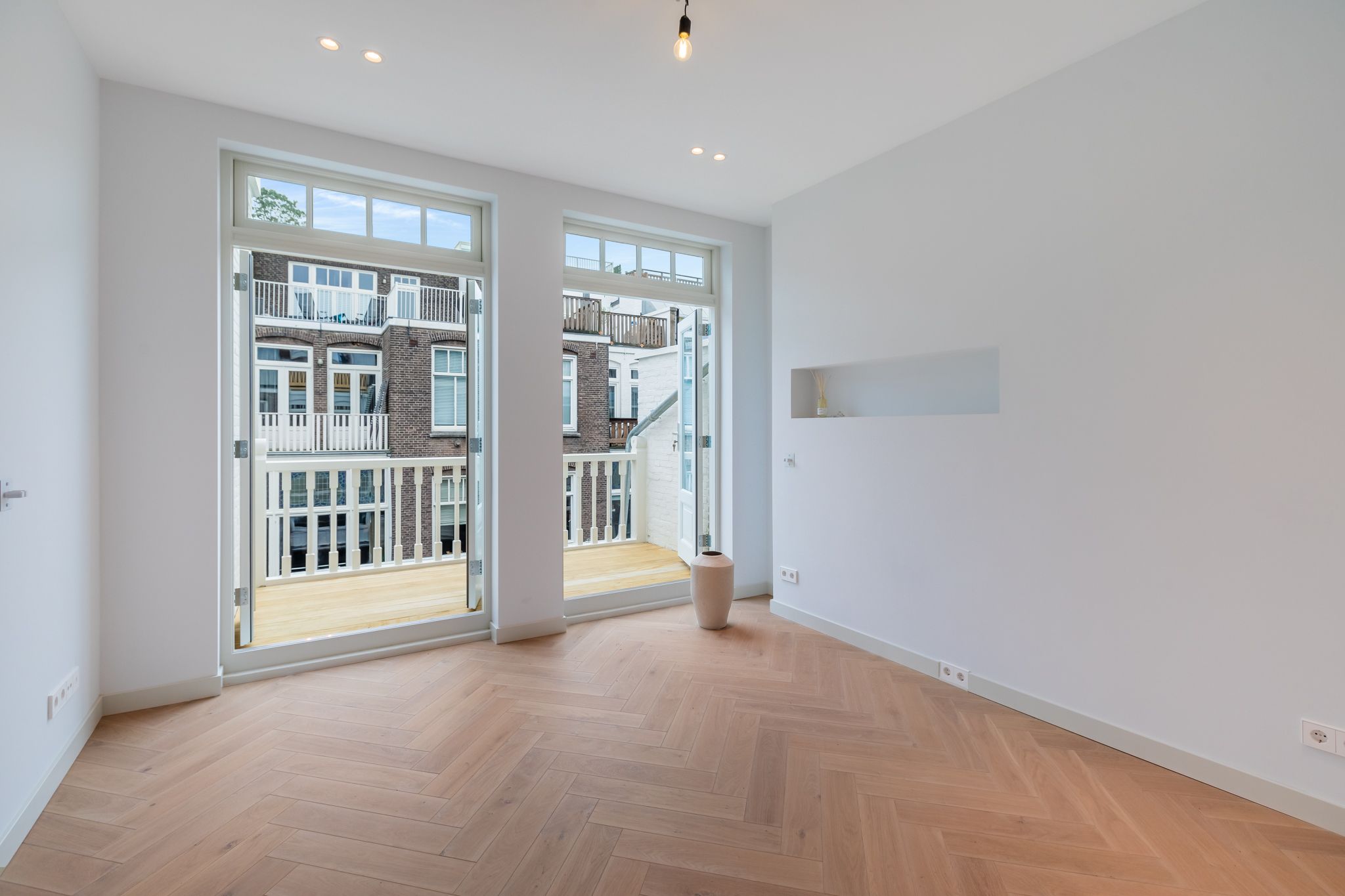 Foto 12 van Nicolaas Maesstraat 99-3