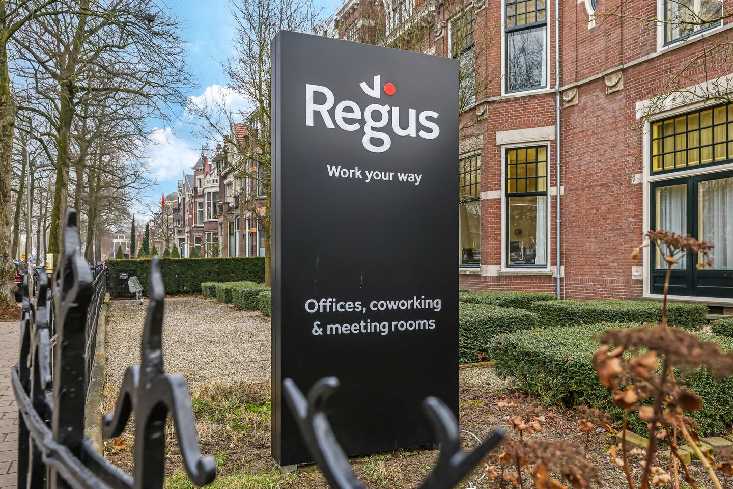 Bekijk foto 3 van Oranjesingel 51